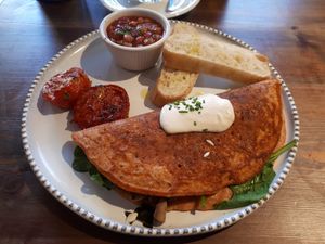 Omelette at Eqvilibrivm Cafe in Barcelona