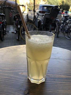 Lemonade at Eqvilibrivm Cafe in Barcelona