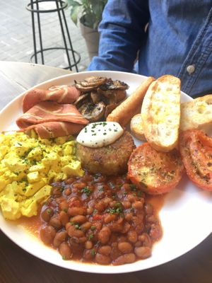 Full English breakfast  at Eqvilibrivm Cafe in Barcelona