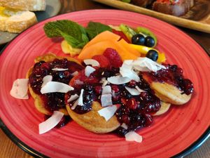 Fresh fruit pancakes at Eqvilibrivm Cafe in Barcelona