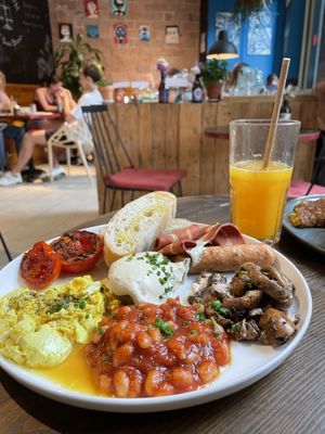   at Eqvilibrivm Cafe in Barcelona