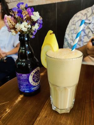 Banana vanilla smoothie at Eqvilibrivm Cafe in Barcelona