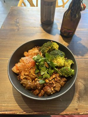 Kimchi & Teriyaki Buddha Bowl #Veganuary at Eqvilibrivm Cafe in Barcelona