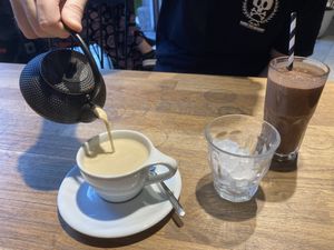 Massala chai & chocolate avocado smoothie  at Eqvilibrivm Cafe in Barcelona