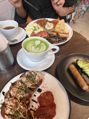 Cream cheese pancakes and full English  at Eqvilibrivm Cafe in Barcelona