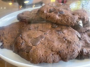 Cookies  at Eqvilibrivm Cafe in Barcelona