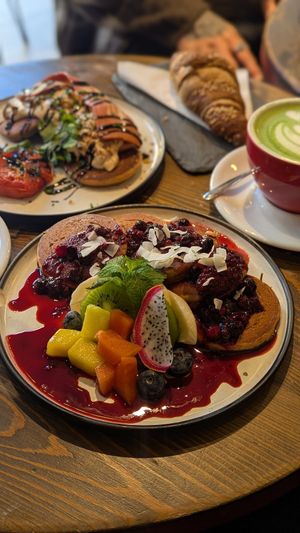 Fruits pancakes at Eqvilibrivm Cafe in Barcelona