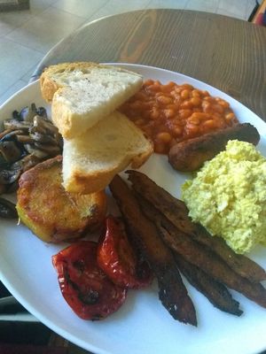 English breakfast, amazing taste and very satisfying at Eqvilibrivm Cafe in Barcelona