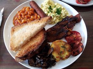English Breakfast at Eqvilibrivm Cafe in Barcelona