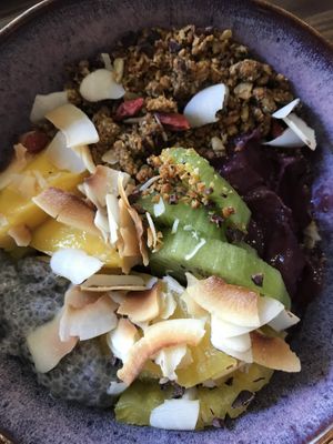 Fruit breakfast bowl at Eqvilibrivm Cafe in Barcelona