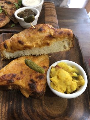 Melted cheese toast at Eqvilibrivm Cafe in Barcelona