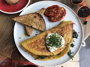 Tortilla de garbanzos at Eqvilibrivm Cafe in Barcelona
