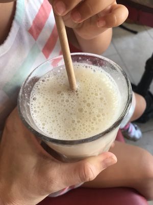 Banana vanilla smoothie: drank all at once by an approving toddler at Eqvilibrivm Cafe in Barcelona