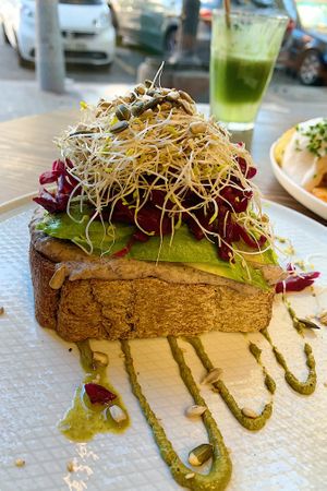 Avocado on toast (argentinian) at Eqvilibrivm Cafe in Barcelona