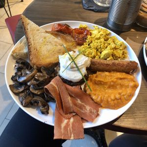Full English breakfast perfection  at Eqvilibrivm Cafe in Barcelona