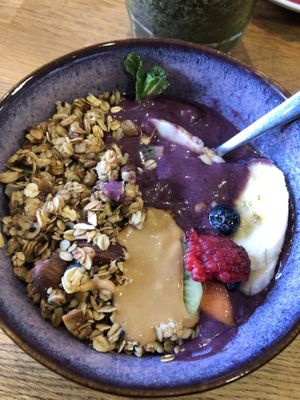 Acai at Eqvilibrivm Cafe in Barcelona