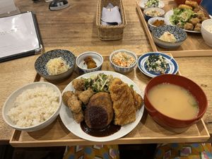 mumokuteki 3 types of specials set  at Mumokuteki Vegan Cafe in Kyoto