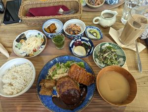 Lunch set with everything at Mumokuteki Vegan Cafe in Kyoto