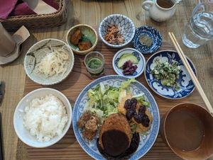 3 meat plate at Mumokuteki Vegan Cafe in Kyoto