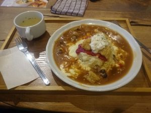 Toroyubaomu-rice (special) (vegan omelette with rice filling - was delicious) at Mumokuteki Vegan Cafe in Kyoto