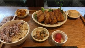 味增素排定食（味增湯含魚湯底） at Mumokuteki Vegan Cafe in Kyoto