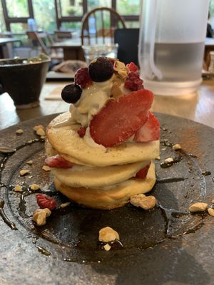 Pancakes at Mumokuteki Vegan Cafe in Kyoto