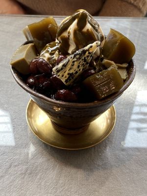 Rich matcha parfait w/ hojichia (vegan), amazing at Mumokuteki Vegan Cafe in Kyoto