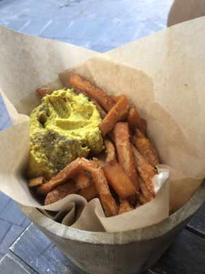 Patate douce au hummus au curcuma at Green Lab - Comédie in Montpellier