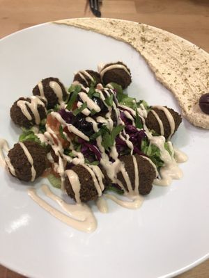 Authentic Hummus Platter  at Green Lab - Comédie in Montpellier