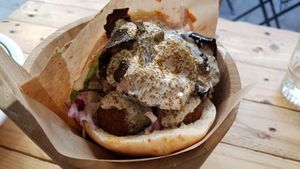 Red kiss sandwich with extra eggplant at Green Lab - Comédie in Montpellier