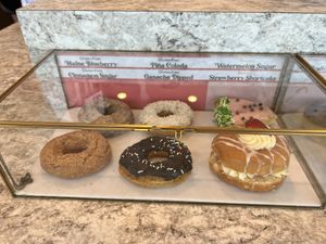 Visual Donut Menu  at Lovebirds Donuts in Kittery