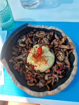 Revuelto de champiñones at Oceana Club in Benissa