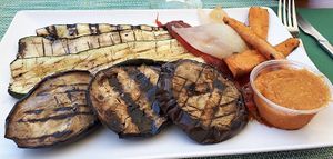 Parrillada de verduras  at Anxaneta in Vilassar De Mar