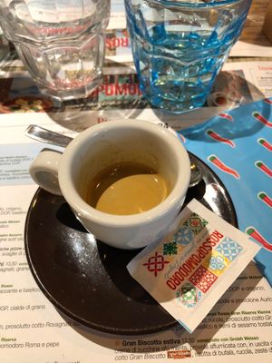 Espresso at Rossopomodoro in Venice