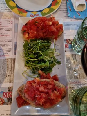 Bruchetta at Rossopomodoro in Venice