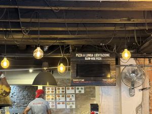 inside  at Rossopomodoro in Venice