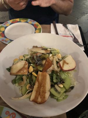 Rosso detox salad at Rossopomodoro in Venice