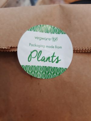 Todo 100% hecho a base de plantas...hasta los envoltorios. at PLANT SHACK - Altea in Altea