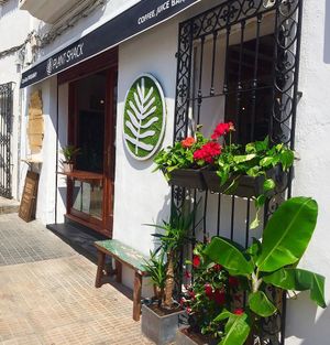 Plant Shack Altea. Coffee, Juice Bar, Plant-based Food. Barista coffee, raw juices and superfood smoothies, vegan & vegetarian toasts, bowls, sandwiches & salads. Eat in & Takeaway at PLANT SHACK - Altea in Altea