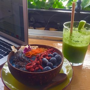 Tropical Mermaid bowl with BlueMajik, and a Green Detox Juice. Freshly made, 100% natural, 100% vegan.  at PLANT SHACK - Altea in Altea