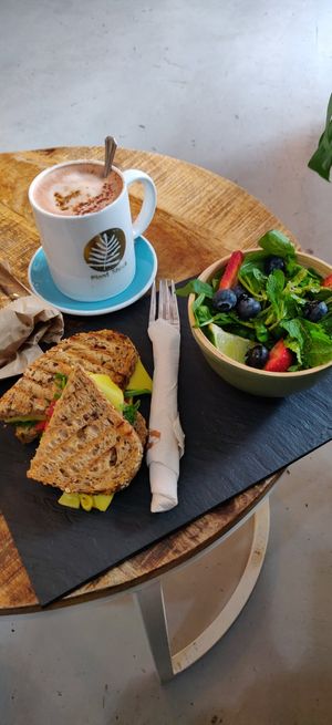 Este sándwich es increíble. at PLANT SHACK - Altea in Altea