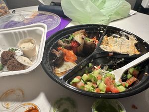 Good food but cold from takeout and they forgot my pita bread    at Oren's Hummus in San Francisco