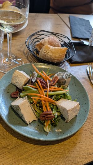 Assiette d'affinés végétales at Daily Gourmand in Vannes