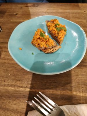 Toast at CReeA in Tarragona