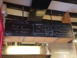 Specials of the day at CReeA in Tarragona