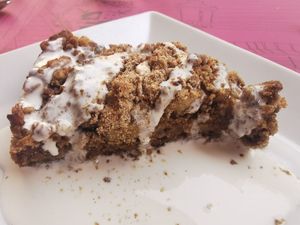 Pastel de manzana y canela at B12 in Girona