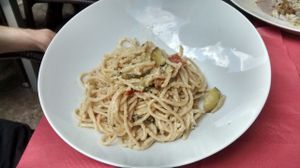 Pasta and vegetables at B12 in Girona