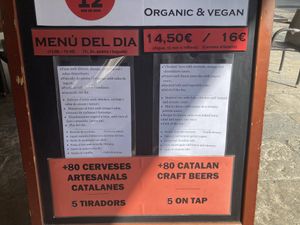 Menu  at B12 in Girona