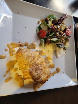 Pastry with "prawns" in a sauce at B12 in Girona