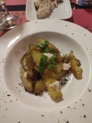 Patates at B12 in Girona